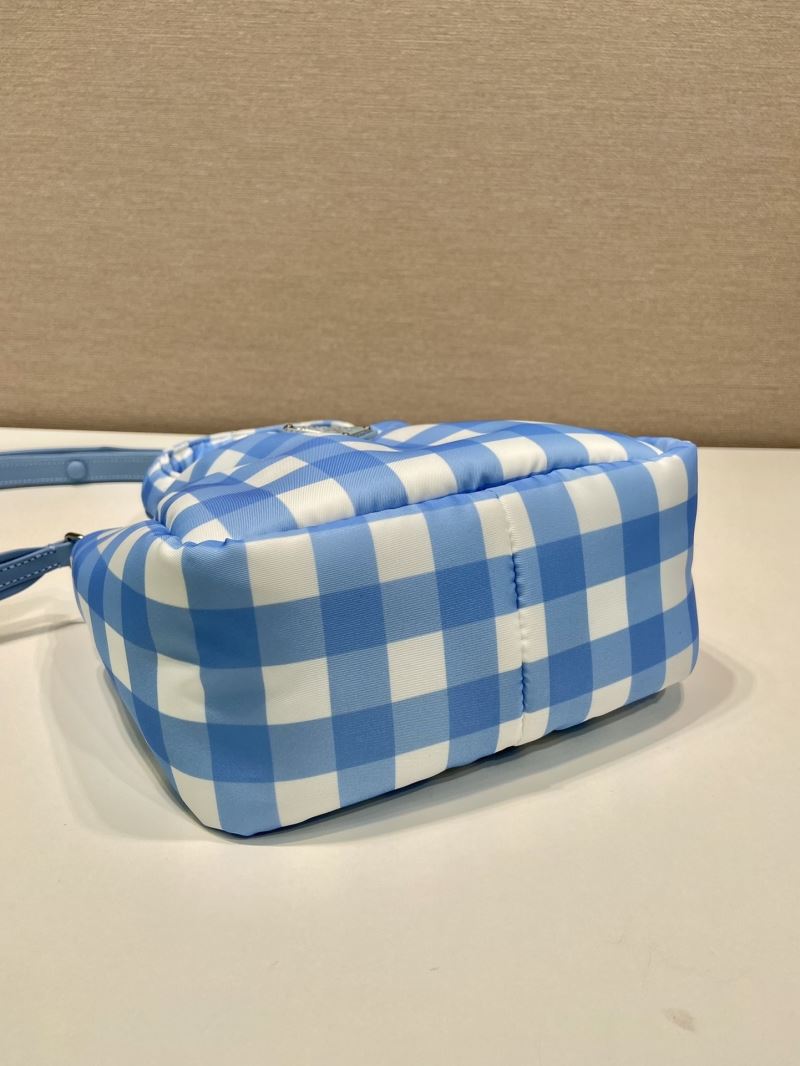 Pra*a tote bags